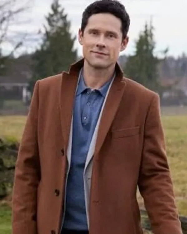 Derrick An Easter Bloom 2024 Brown Coat