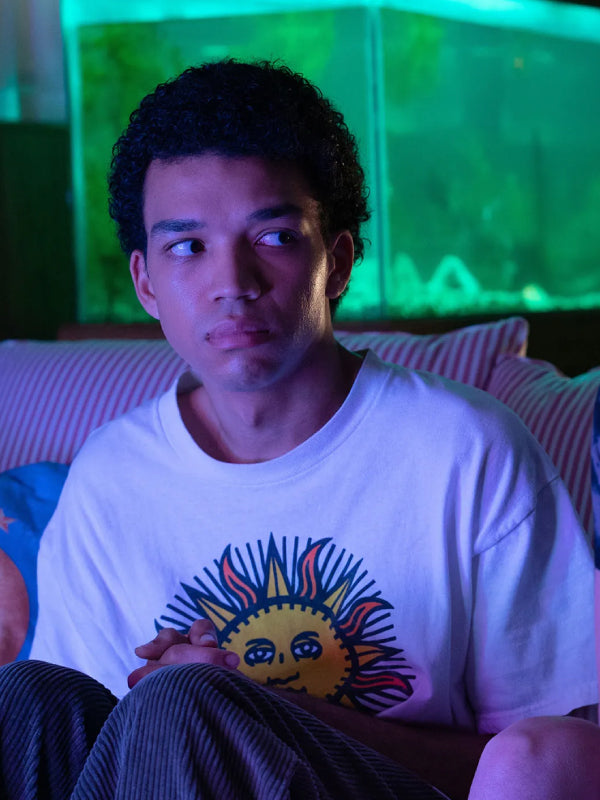 I Saw the TV Glow Justice Smith Sun Face Printed T-Shirt