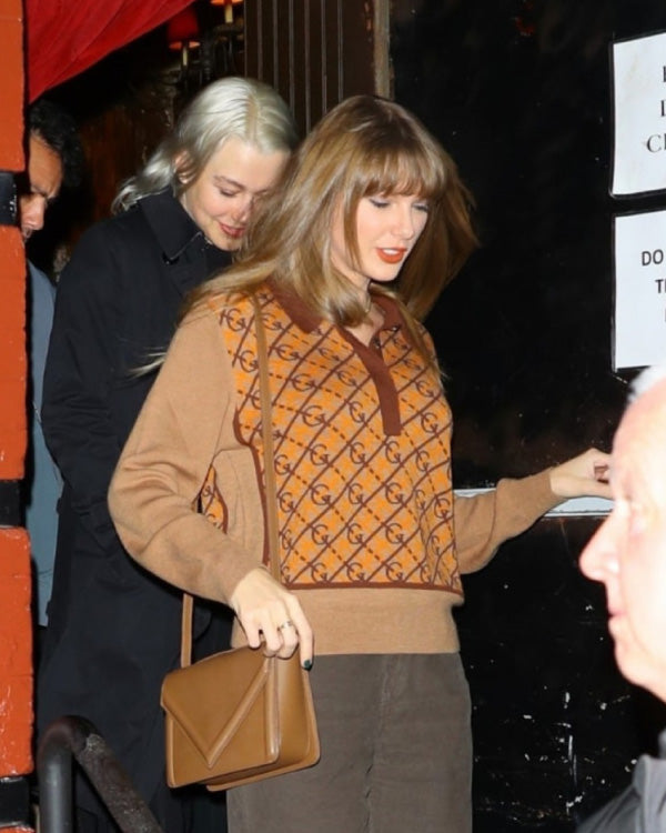 Taylor Swift Embraces Brown Sweater