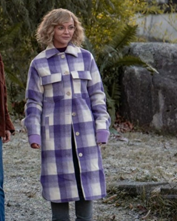 Christina Ricci Yellowjackets Season 3 Purple Coat